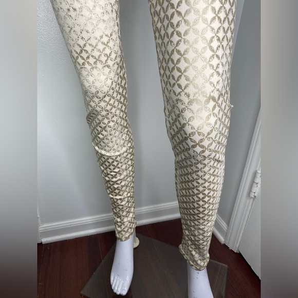 MOTHER THE LOOKER  Creme De Love Metallic Stylish Geometric Patterned Pants - Picture 2 of 11